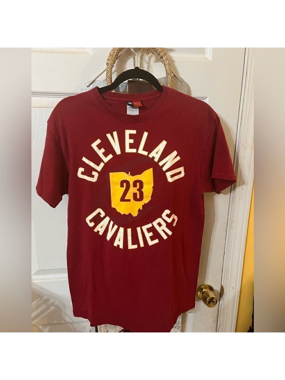 LEBRON JAMES Cleveland Cavs #23 T-Shirt